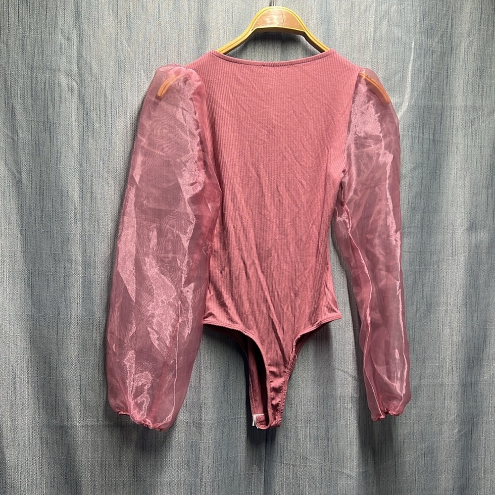 Simons Blue blush sheer sleeve pink body suit size small NWT - Picture 8 of 9